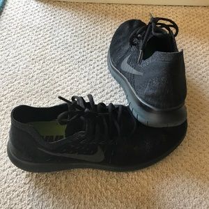 Nike free RN Flyknit Used
